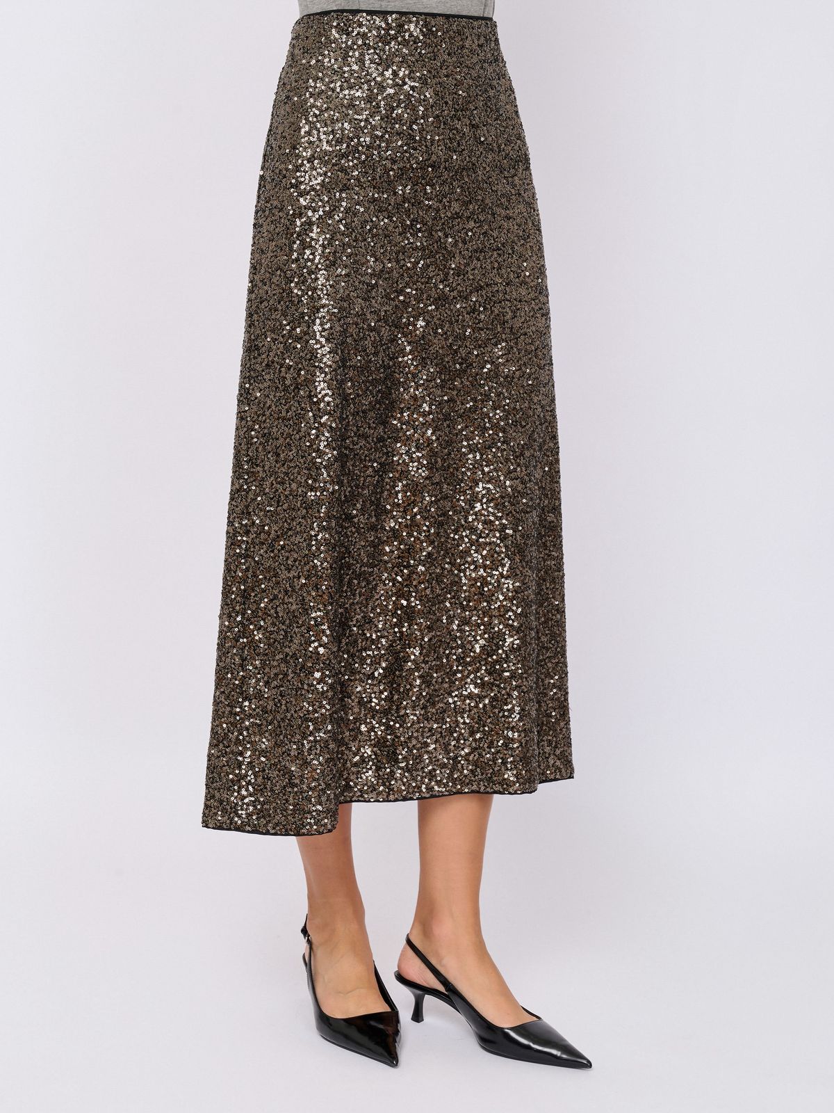 8dfe232f-7571-4f37-8138-8de3d65619de